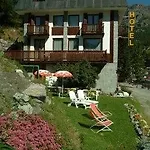 Отель Genzianella 2*